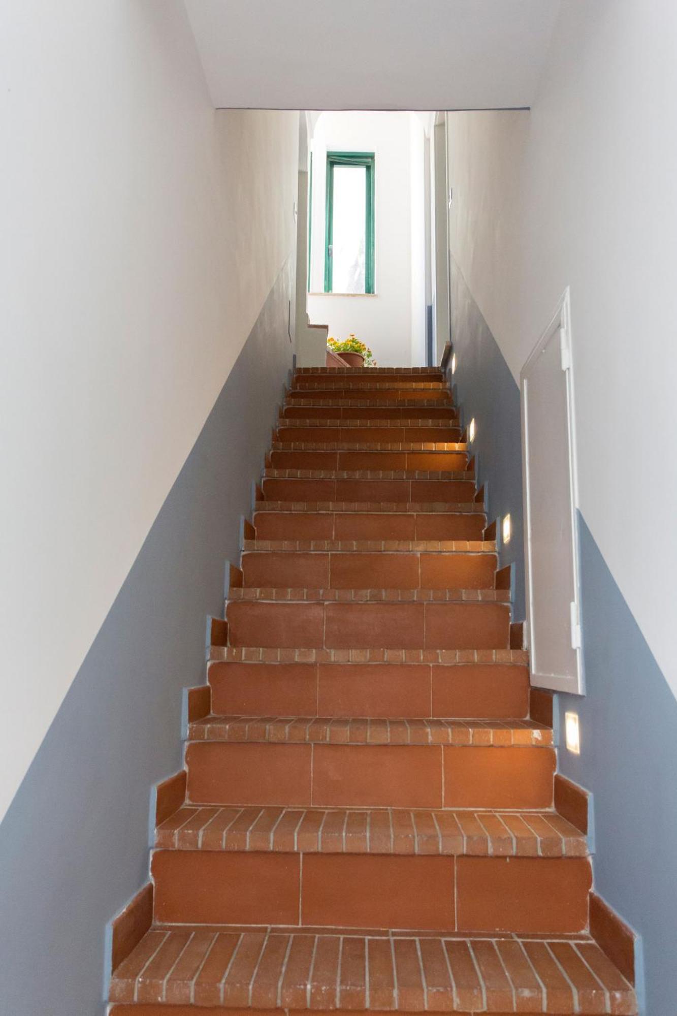 Amalfi Apartments Design Centro Storico ภายนอก รูปภาพ