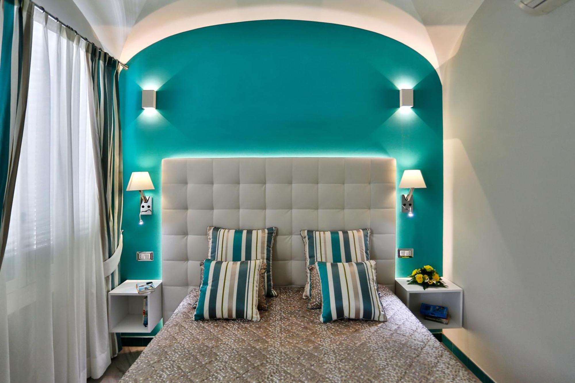 Amalfi Apartments Design Centro Storico ภายนอก รูปภาพ