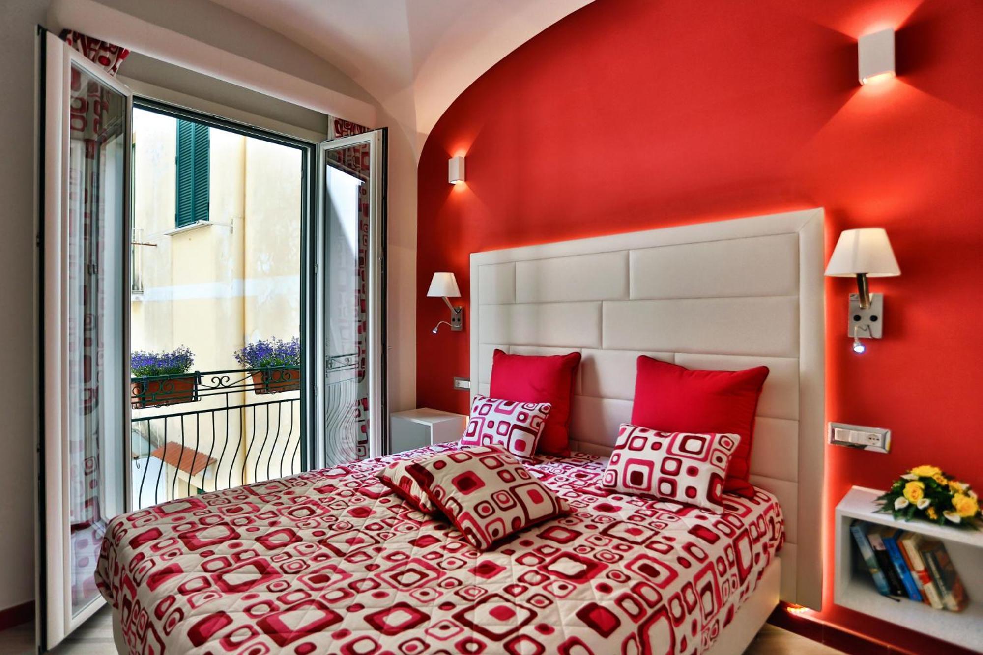 Amalfi Apartments Design Centro Storico ภายนอก รูปภาพ