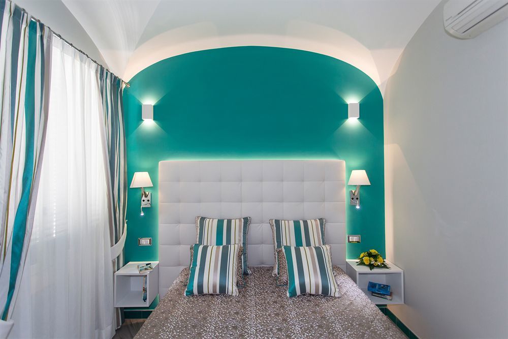 Amalfi Apartments Design Centro Storico ภายนอก รูปภาพ