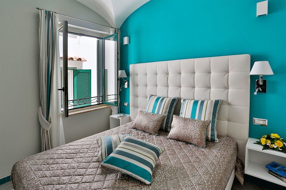 Amalfi Apartments Design Centro Storico ภายนอก รูปภาพ